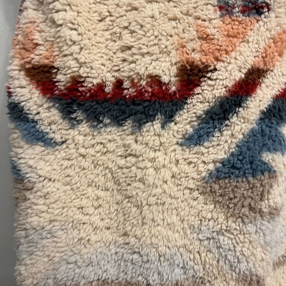 NWT Pendleton White Sands Sherpa Fleece 50x70 Aztec Throw Blanket Southwest - Picture 9 of 9
